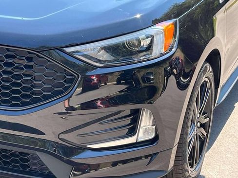 Certified 2024 Ford Edge ST-Line AWD/4WD image 9