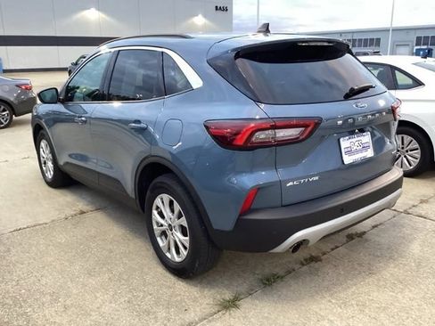Used 2023 Ford Escape Active w/ Tech Pack #2 AWD/4WD image 12