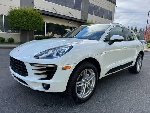 Used 2017 Porsche Macan S AWD/4WD image 4