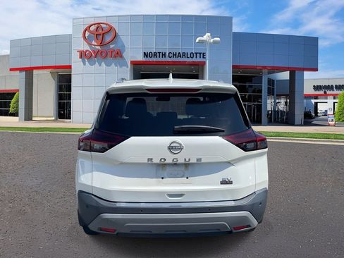 Used 2023 Nissan Rogue SV w/ SV Premium B Package FWD image 6