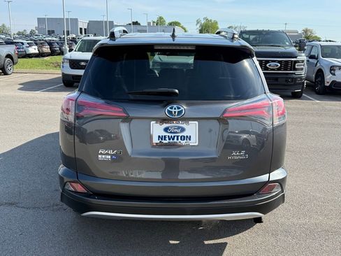 Used 2016 Toyota RAV4 XLE image 34