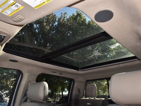 Used 2026 Ford F450 Platinum w/ Platinum Plus Package image 34