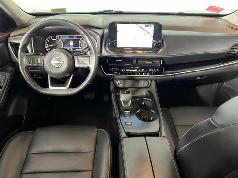 Used 2023 Nissan Rogue SL w/ SL Premium Package image 13