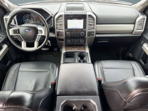 Used 2017 Ford F250 Lariat image 16