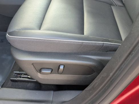 Used 2023 Buick Envision Essence image 20