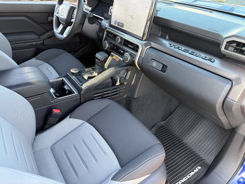 Used 2024 Toyota Tacoma TRD Sport w/ TRD Sport Upgrade Package RWD image 14