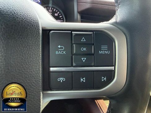 Used 2024 Ford Expedition Limited AWD/4WD image 11