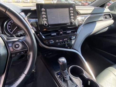 Used 2024 Toyota Camry SE image 22