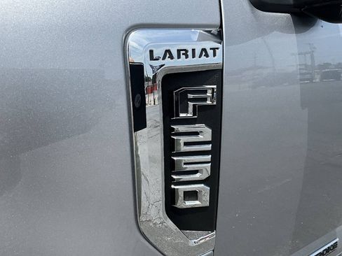 Used 2021 Ford F250 Lariat w/ Chrome Package AWD/4WD image 35