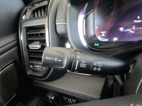 Used 2025 RAM 1500 Limited w/ Off Road Group AWD/4WD image 45