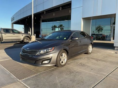 Used 2015 Kia Optima LX image 3