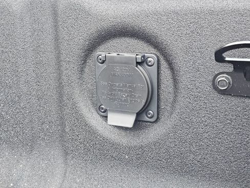 New 2026 Nissan Frontier SV w/ SV Convenience Package image 22