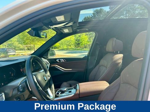 Used 2025 BMW X5 xDrive40i AWD/4WD image 21