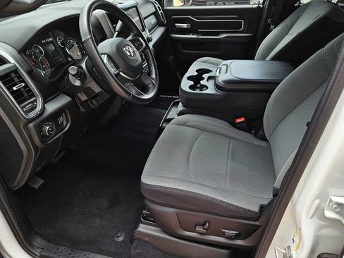 Used 2024 RAM 3500 Big Horn AWD/4WD image 23