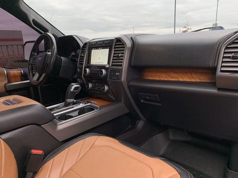 Used 2017 Ford F150 Limited image 42