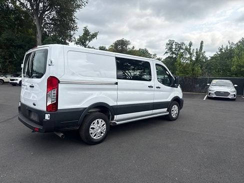 Certified 2025 Ford Transit 250 Low Roof w/ Exterior Upgrade Package RWD image 9