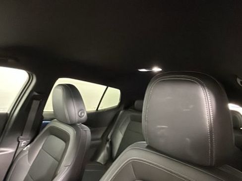 Used 2024 Chevrolet Equinox EV LT FWD image 13