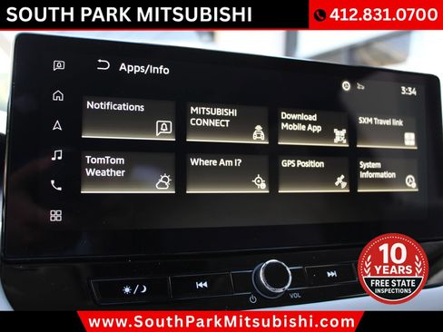 Used 2025 Mitsubishi Outlander AWD image 23