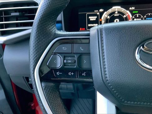 Used 2022 Toyota Tundra Platinum w/ Advanced Package image 23