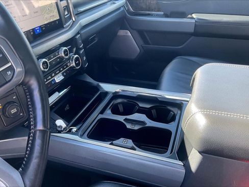 Used 2024 Ford F350 Lariat w/ Lariat Ultimate Package image 11