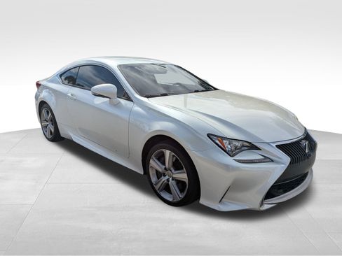 Used 2016 Lexus RC 200t image 1