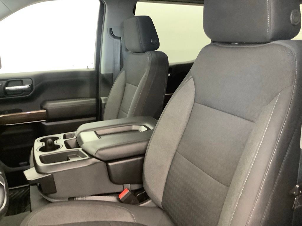Used 2021 Chevrolet Silverado 1500 RST w/ Rally Edition AWD/4WD image 14