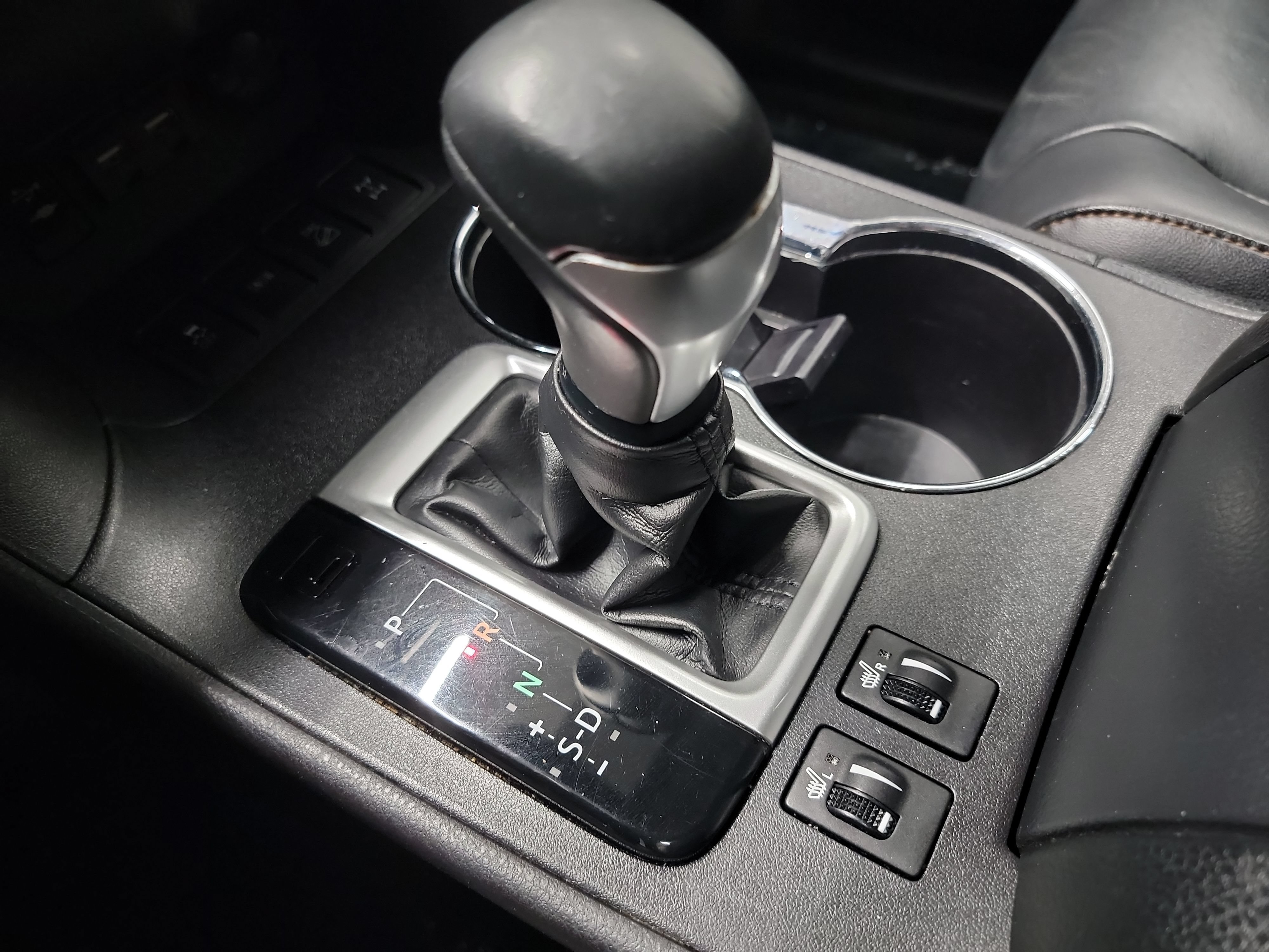 Used 2019 Toyota Highlander XLE w/ Carpet Mat Package (TMS) AWD/4WD image 27