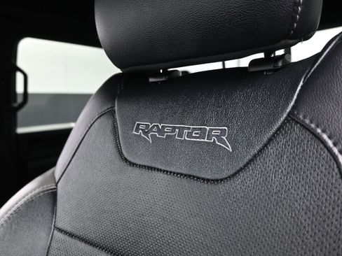 Used 2018 Ford F150 Raptor w/ Equipment Group 802A Luxury image 11