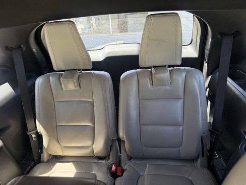 Used 2012 Ford Explorer XLT AWD/4WD image 11