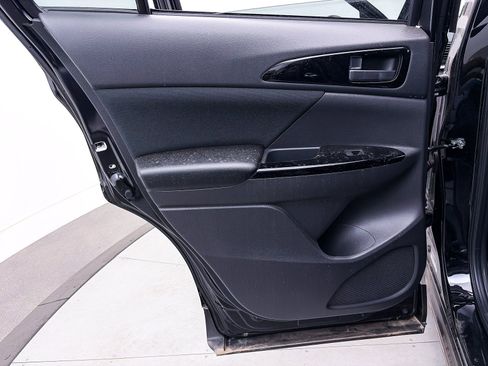 New 2025 Mitsubishi Eclipse Cross LE image 21