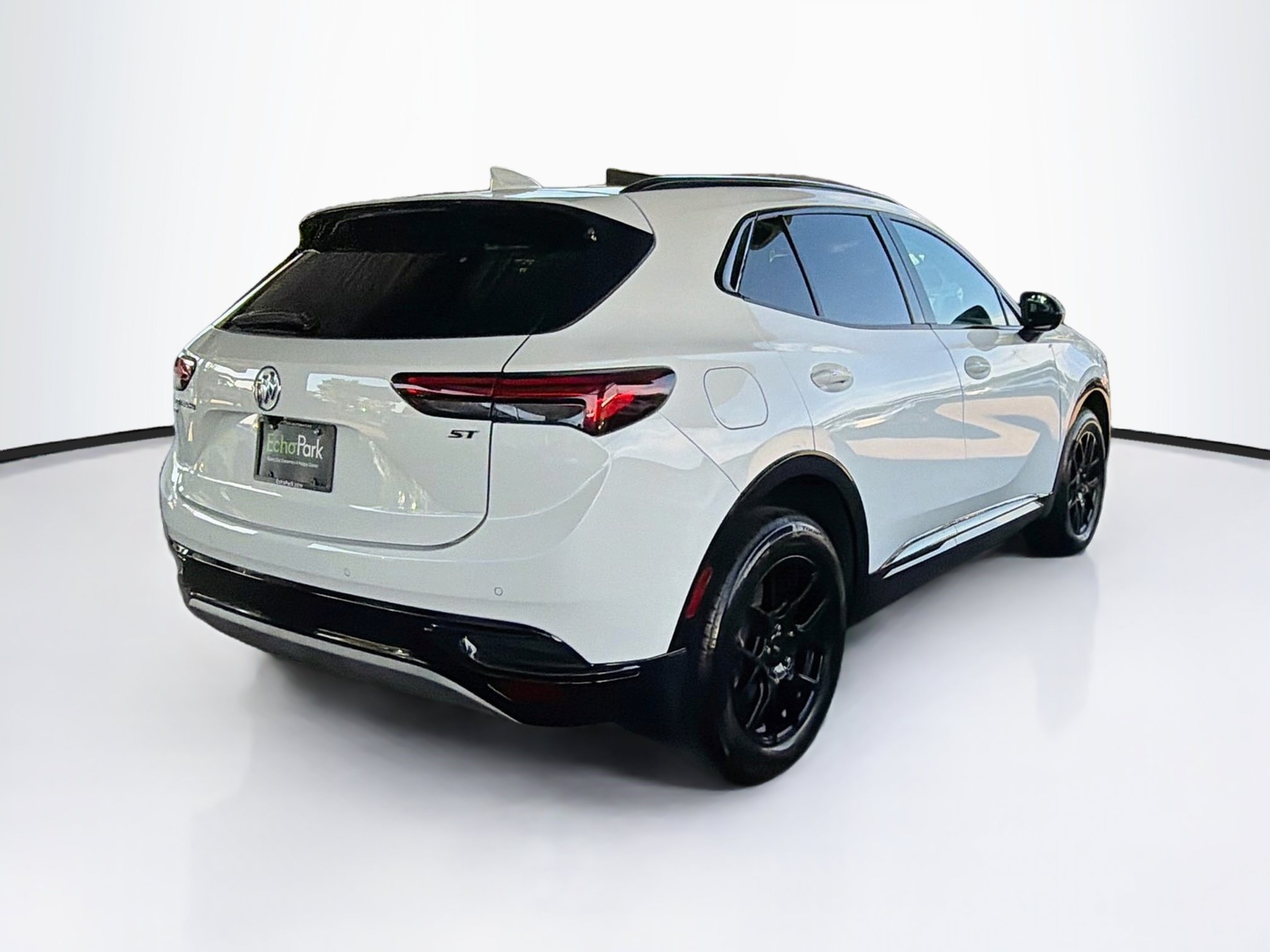 Used 2021 Buick Envision Essence w/ Sport Touring Package AWD/4WD image 9
