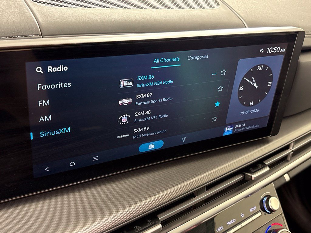 Used 2025 Hyundai Santa Fe SEL FWD image 38