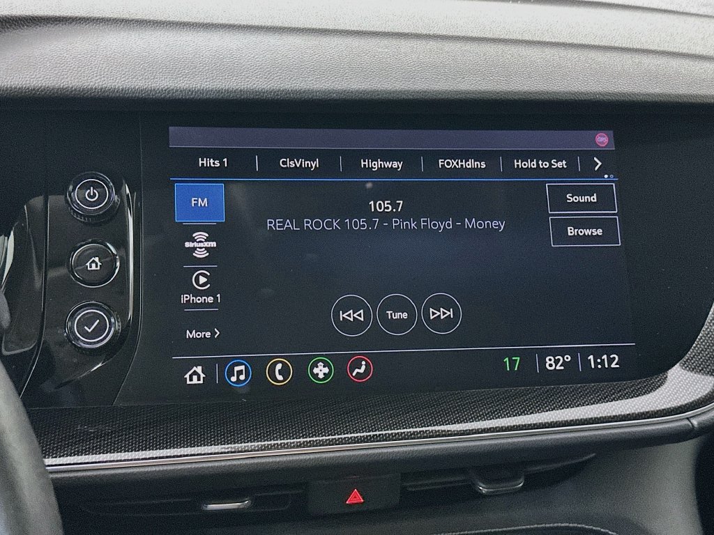 Used 2021 Buick Envision Essence w/ Sport Touring Package FWD image 17