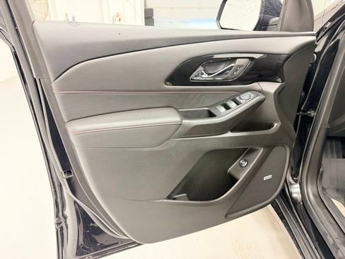 Certified 2023 Chevrolet Traverse RS image 23