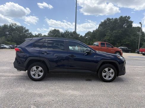 Used 2025 Toyota RAV4 XLE FWD image 7