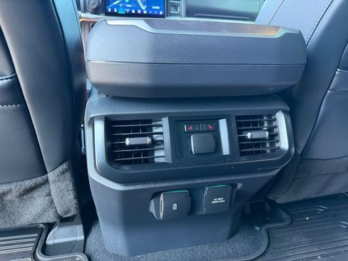 Used 2023 Ford F150 Raptor AWD/4WD image 33