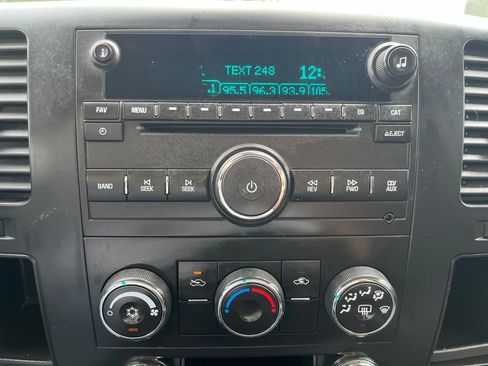 Used 2008 GMC Sierra 1500 SLE w/ Power Pack Plus RWD image 18