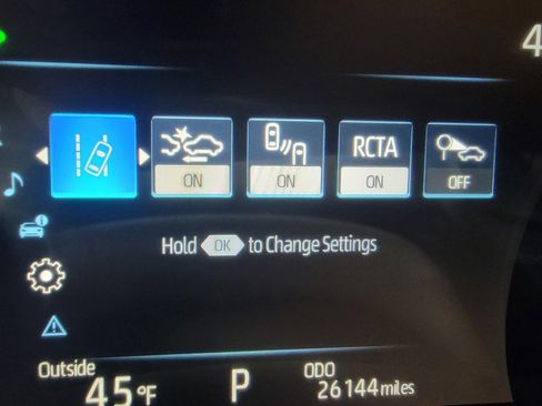 Used 2025 Toyota Sienna LE image 22