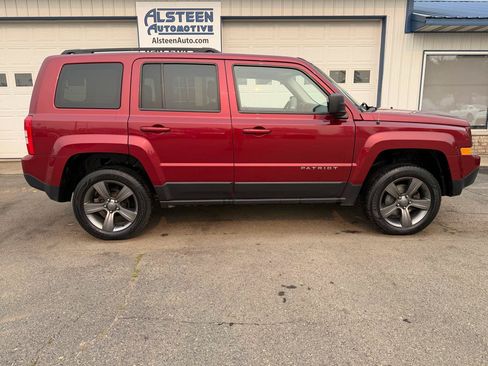 Used 2015 Jeep Patriot High Altitude AWD/4WD image 2