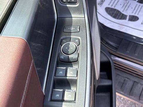 Used 2023 Ford F150 Lariat w/ Equipment Group 502A High AWD/4WD image 29
