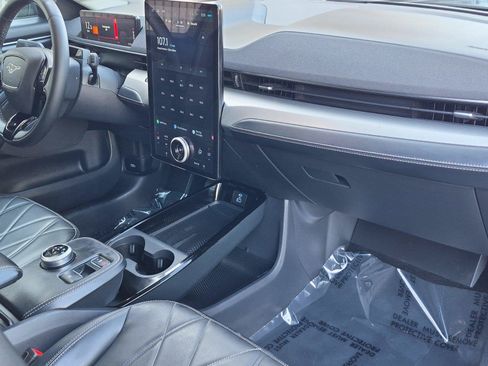Used 2023 Ford Mustang Mach-E Select RWD image 11