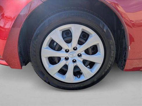 Used 2020 Toyota Corolla LE image 22
