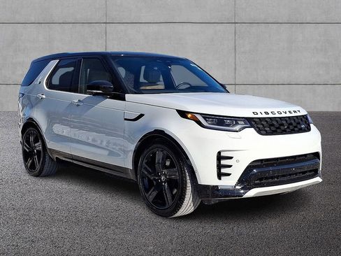 Certified 2025 Land Rover Discovery Dynamic SE AWD/4WD image 3