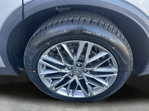 Used 2023 Acura MDX SH-AWD w/ Advance Package image 14