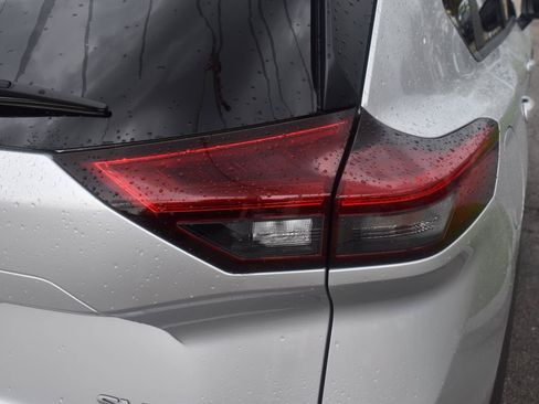 Certified 2024 Nissan Rogue SV w/ SV Premium Package FWD image 9