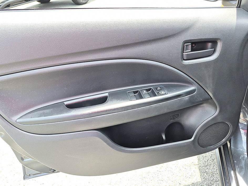 Used 2024 Mitsubishi Mirage ES FWD image 12