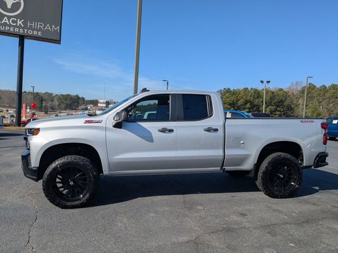 Used 2019 Chevrolet Silverado 1500 Custom Trail Boss w/ Custom Convenience Package image 8