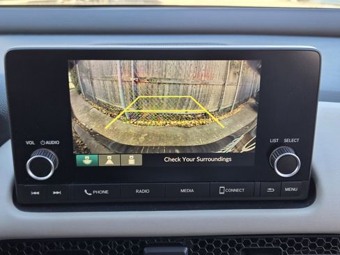 Used 2023 Honda HR-V LX image 20