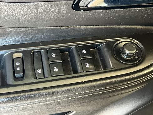 Used 2019 Buick Encore Preferred AWD/4WD image 14