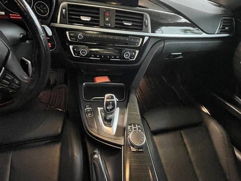 Used 2018 BMW 330i Sedan w/ Convenience Package RWD image 12